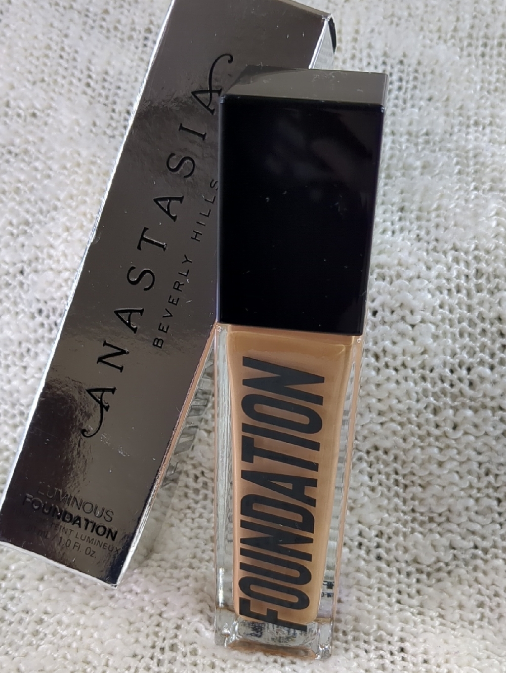 ANASTASIA BEVERLY HILLS LUMINOUS FOUNDATION in Shade 360C 30ml/1.0fl oz